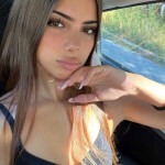 Cintia Española - Hola soy Cintia tengo 19 años y acabo de empezar . Soy cercana educada y muy cariñ