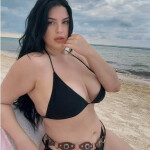 Mónica Colombiana - Hola soy Mónica Una mujer fina y delicada madura de 45 años! Dispuesta a enseñar