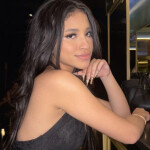 BRUNA BELLEZA VENEZOLANA DE VUELTA EN LA CIUDAD