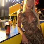 Rubia - Hola chicos me llamó Nicole recién llegada en Empuriabrava ! Solamente para chicos educados 