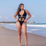 Monica de vuelta particular jovencita española Salida a hotel y domicilio