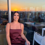 Y - SI NO QUIERES PERDER EL TIEMPO TE APETECE CON UNA QUE LE ENCANTAN LAS LA EL Y UNAS PIERNAS Y .. 