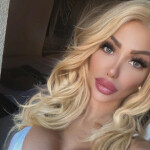 Claudia en la Uni la Barbie española