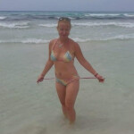 Mallorquina madurita con experiencia sola en casa