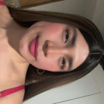 ISADORA CHICA ENCANTADORA