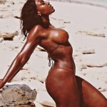 Trans pitty mulataza brasileña massagista