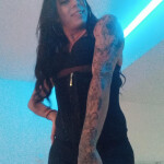 Ugey - Hola guapo soy una colombiana recién llegada a España morenaza de piel suave y curvas que ena