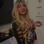 CHICA TRANS COLOMBIANA DE PASO