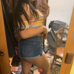 Guapa y Colombiana con sitio