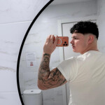 Joven en Sevilla - Independiente y privado también me desplazo. soy tal cual como me ves en las foto