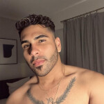 Latino - Me adapto a tu personalidad Puedo ser desde muy Romántico . Mente abierta Si lo que buscas 