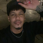 Hola soy alexis - Soy dominicano de 1.96 de altura Hetero Me gusta divertirme y Pásala bien Si quier