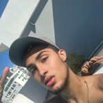 EXTROVERTIDO Y - NUEVO EN MADRID LLAMAR O ESCRIBIR PARA CONCRETAR Cuento con sitio seguro y con buen