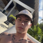 Joven Colombiano Por Pocos Días En La Ciudad