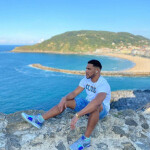 Roberto latino - Hola soy Roberto un hetero atractivo con una gran y soy latino NO AGO me gustan los