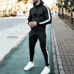 Novedad Erik joven universitario tatuado