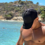 LATINO - Hola soy Thiago chico Colombiano diapuesto a todas y sal de tu rutina para pasar un rato co