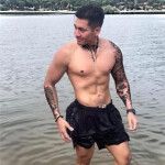 COLOMBIANO TATUADO Varonil Acompañante Masajista