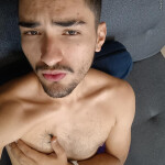 Alek - La idea es chico colombiano serio pregúntame por saber.