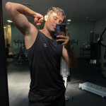 Colombiano - Soy un chico con 25 años de edad educado muy sencillo pero a su vez muy dispuesto a com