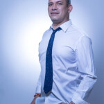 MASAJISTA LATINO - Hola qué tal soy Jhon L masajista Profesional hago masajes Relajantes corporales 