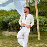 JARED HETERO - Soy gigoló de 25 años atractivo educado y profesional. Doy masajes relajantes por tod