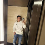 Valentino nuevo en Barcelona. Colombiano con holor a tatuado flaco