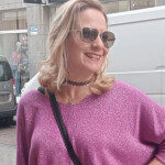 MASAJES HOLÍSTICO - MASAJES TERAPÉUTICOS Bienestar para y tu mente Libera tensiones alivia dolores m