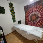 Masajista - Quieres relajarte dejar la mente en blanco y disfrutar de una experiencia única? Adéntra