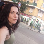 Ven a probar mis manos.