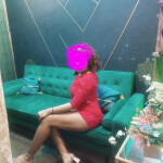 Jovencita - Hola qué tal? Soy una jovencita recién llegada a la ciudad. Soy una negra divertida y . 