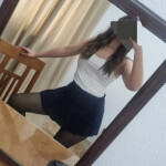 Española - Soy Aitana joven española masajista y por el arte de cuidar y relajar. Mis sesiones combi