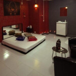 MASAJISTA - Soy una profesional por el incluye una primera parte que seria el masaje . Se realiza co