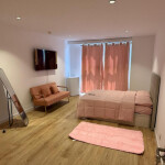 HABITACIÓN EN ENTORNO CUIDADO