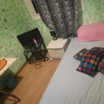 Habitación - Alquilo habitación para chicas serias. Ambiente tranquilo limpio parking centro de vigo