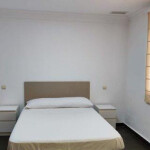 HABITACIONES DISPONIBLES EN ALCOY CONFORTABLES Y CÓMODAS WIFI TV CACCIÓN