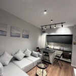 Tirane Albania - Tirane Albania Apartamento publicidad operador . Trabajo