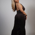 Latina rubia Lía - Me llamo Lía latina que le gusta crear recuerdos duraderos. Soy una chica refinad