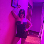 Española - Hola chicos soy una mujer muy que te cautiva ...Mi mirada cautiva sin esfuerzo suave pero