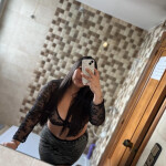 Violeta colombiana - Bella latina independiente Ven y disfrutas de una colombiana amorosa carismátic