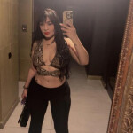 Latina - Soy Emily chica colombiana de 25años alegre y muy amable. Me encanta crear un ambiente rela