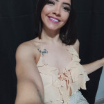 JOVENCITA Y - HOLA AMORES SOY KaRLa VENEZOLANA 23 AÑITOS CON CARITA DE MALA Déjate por mis manos mág