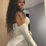 Morena illa con - Chica mas atractiva que vas a conocer una latina recién llegada a Algeciras muy en