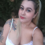 LATINA EN PARQUESOL SENSIBILIDAD Y CUIDADO PERSONALIZADO