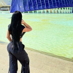 Cuerpito de sirena diosa en accion