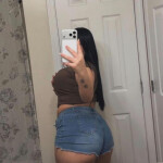 Jovencita que le encanta la diversión