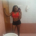 Sara 21 años - Hermosa morerena de chocolate estoy disponible 24hr en un piso privado en mataro y ta