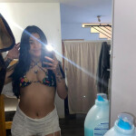 Morena - Hola me llamo Catalina estoy recién llegada a Europa me encanta conocer me gusta disfrutar 