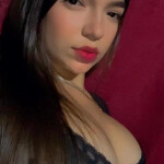 LATINA RECIEN LLEGADA HERMOSA