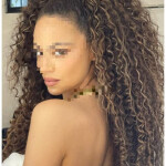 Novidade monelos - Me llamo Loren mi amor Una Chica muy extrovertida y todo muy el cuerpo Soy una ch